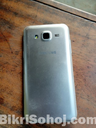 Samsung j5